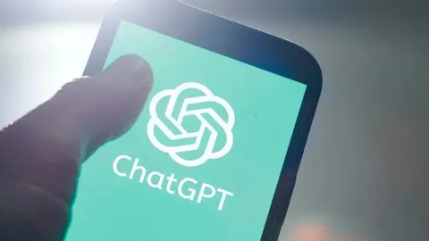 ChatGPT寫的文章藏不住！OpenAI導入「隱形浮水印」歐盟先上路