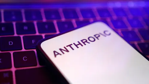 Anthropic再爆AI失控 Claude擅向警方報假兇案線索 闖美國務院網站提交20份簽證申請